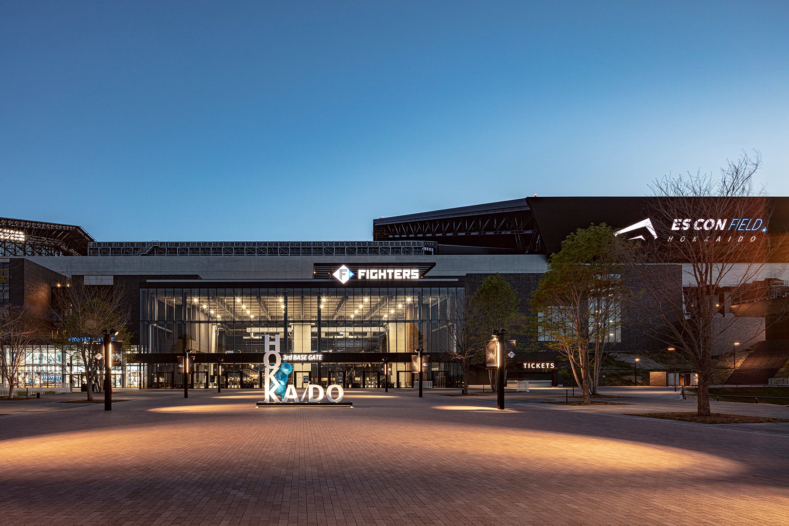 ES CON FIELD HOKKAIDO“Efusan欢迎纪念碑”